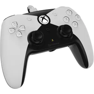 Hyperkin Controller Competitor weiss XBOX (PC, Xbox One S, Xbox Series S, Xbox Series X), Gaming Controller, Schwarz, Weiss