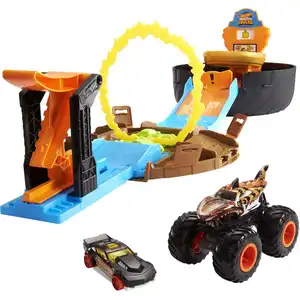 Hot Wheels Monster Truck Stunt-Reifen-Spielset inkl. 2 Spielzeugautos