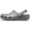 Bild von Crocs Classic Clog Sommerschuh, Gartenschuh, Poolslides, mit typischem Logo