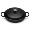 Bild von Le Creuset Schmortopf Evo 30 cm flach: Der revolutionäre Bräter mit verbesserter Ergonomie für leichteres Garen und Servieren.